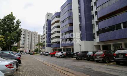 Vende Apartamento 230m² Duplex 4 quartos Asa Norte Brasília