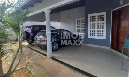 Casa em condomínio na Região dos Lagos, Brasília: 4 quartos, 3 suítes, 397m², por R$880.000 à venda.