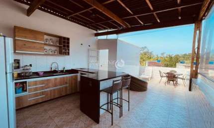 Casa com 3 quartos à venda no Balneario Praia do Perequê, Guarujá  por R$ 550.000