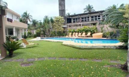 Casa com 5 quartos à venda no Balneário Praia do Pernambuco, Guarujá  por R$ 2.600.000