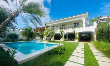 Casa com 5 quartos à venda na Enseada, Guarujá  por R$ 2.600.000