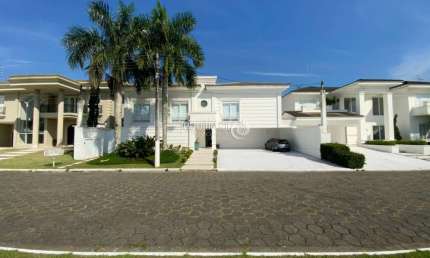 Casa em condomínio fechado com 6 quartos à venda no Jardim Acapulco, Guarujá  por R$ 4.700.000