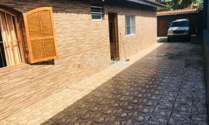 Casa com 7 quartos à venda no Balneário Praia do Pernambuco, Guarujá  por R$ 700.000