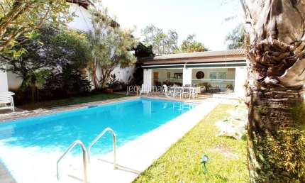 Casa com 4 quartos à venda no Balneário Praia do Pernambuco, Guarujá  por R$ 1.575.000