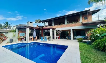 Casa em condomínio fechado com 5 quartos à venda no Jardim Acapulco, Guarujá  por R$ 3.300.000
