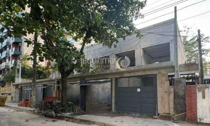 Casa com 2 quartos à venda no Jardim Astúrias, Guarujá  por R$ 850.000