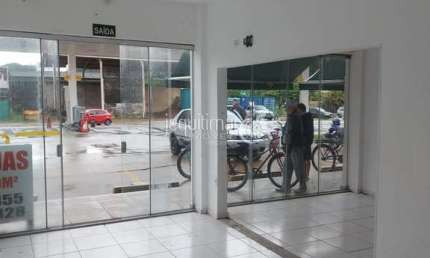 Barracão / Galpão / Depósito para alugar no Balneário Praia do Pernambuco, Guarujá  por R$ 2.500