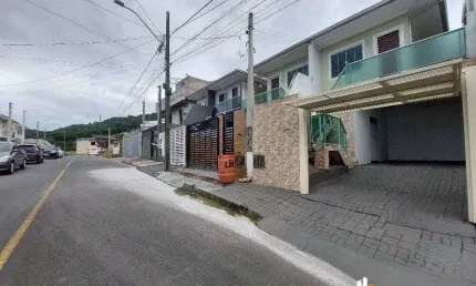 Casa com 2 quartos à venda na Rua Uvaia, 57, Potecas, São José