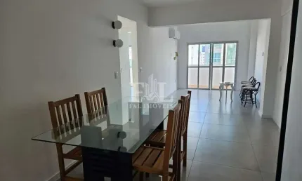 Apartamento reformado a 60 metros da praia – balneário camboriú