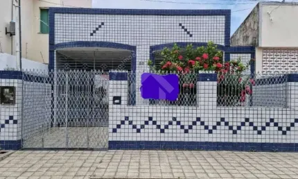 Casa à venda no Bairro Cirurgia | 3 Quartos, 1 Suíte