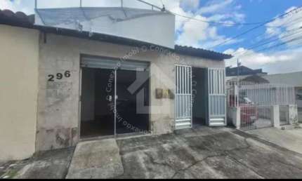 Casa com 2 quartos à venda na Rua Castro Alves, 10, Ponto Novo, Aracaju
