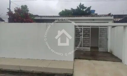 Casa à Venda no Orlando Dantas – 2 Vagas de Garagem e Quintal amplo