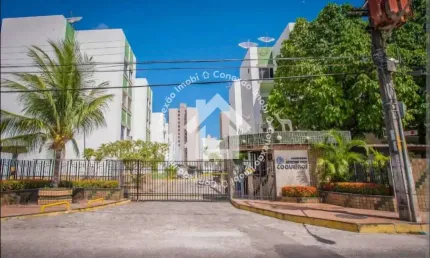 Apartamento à venda no Condomínio Jardim dos Coqueiros no Bairro Luzia em Aracaju