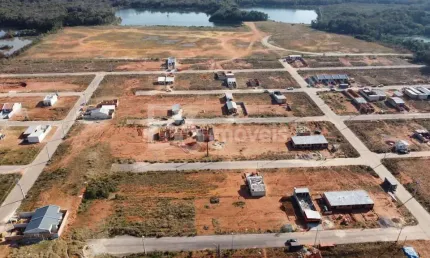 Terreno à venda na Rua Parintins, 74, Estados, Fazenda Rio Grande