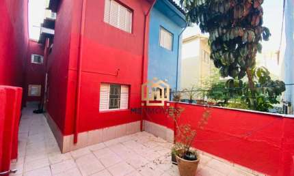 Casa Térrea 80m², ampla conservada, 2 quartos ,sala, cozinha e área de serviço, estando bem localizada no Bairro do Ipiranga !!