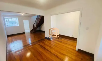 Casa 120m², Comércio ou Residência, com 2 Quartos, 2 Banheiros, Sala (estar/Jantar), Cozinha, Quintal, 1 Vaga para Locação na Vila Mariana