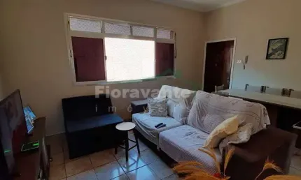 APARTAMENTO EM SANTOS, NO GONZAGA, MUITO BOA LOCALIZAÇÃO