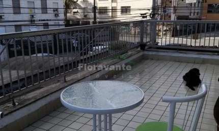 Casa com 4 dorms, Boqueirão, Santos. Reformada, pronta para uso