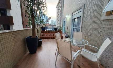 Apartamento com 3 dorms, Gonzaga, Santos - R$ 2.9 mi, Cod: 7368