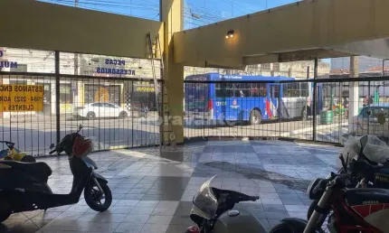 Ponto comercial para alugar na Avenida Senador Feijó, Centro, Santos