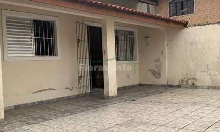 Casa com 3 quartos à venda na Rua Estônia, Estancia São Jose, Peruíbe
