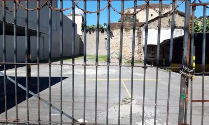 Terreno, Centro, Santos. Indicado para estacionamento.