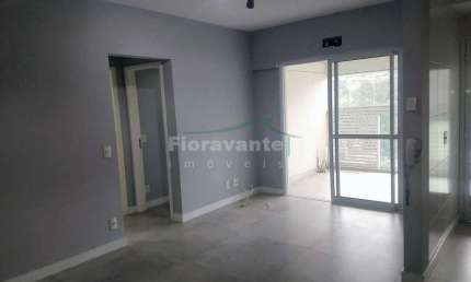 Apartamento com 2 quartos, Santos. Lazer na cobertura com vista