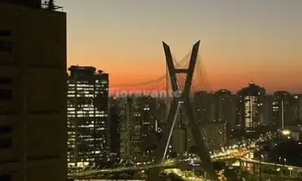 Apto 4 suítes hoje com 3 suítes, 3 vagas e lazer completo.