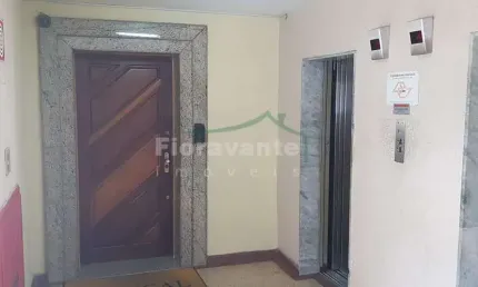 Conjunto Comercial, Centro, Santos - Próximo à Prefeitura.