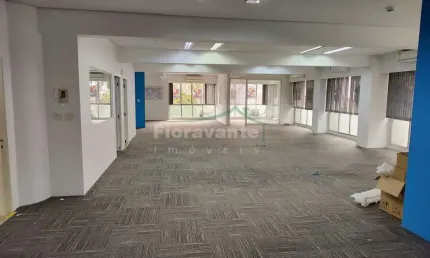 Conjunto comercial, centro, santos. próximo à alfândega