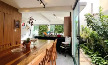 Linda casa recém reformada no melhor de Lauro de Freitas