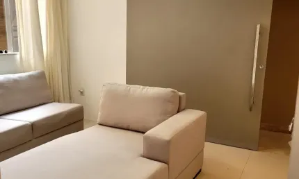 Excelente casa de alto padrão com 4 suítes em condomínio à venda