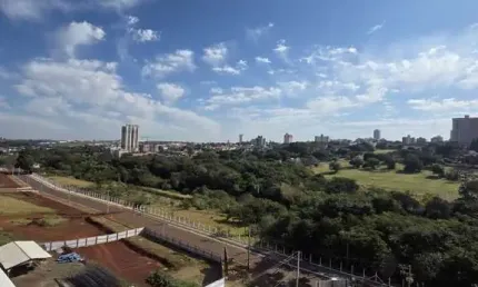 Apartamento com 2 quartos à venda na Ernesto Mariucci, 366, Jardim Aclimação, Maringá por R$ 440.000