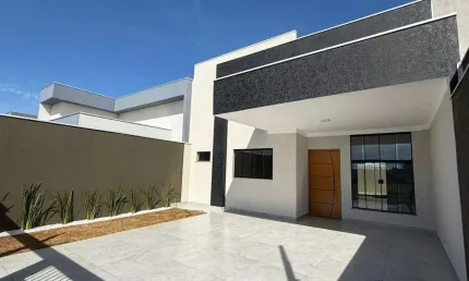 Casa com 3 quartos à venda na Paulo Mendes, 1, Jardim Freitas, Maringá por R$ 450.000
