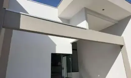 Casa com 3 quartos à venda na Rua Joaquim Mendonça, 1, Jardim Universo, Maringá por R$ 600.000