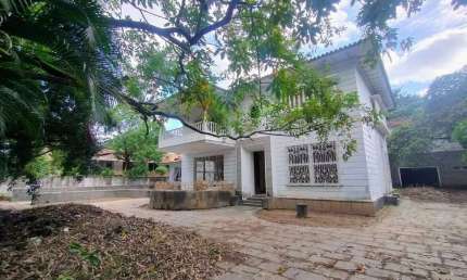 Casa para aluguel, 3 quartos, 4 vagas, Madalena - Recife/PE