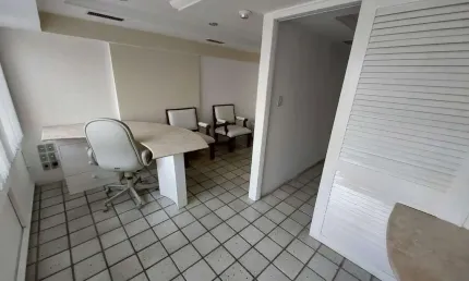 Sala comercial para alugar na Avenida Engenheiro Domingos Ferreira, 636, Boa Viagem, Recife