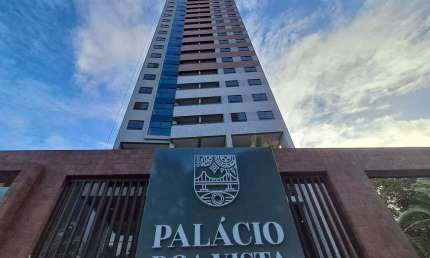 Apartamento para aluguel, 2 quartos, 1 suíte, 2 vagas, Boa Vista - Recife/PE