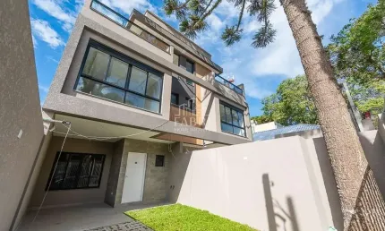 Casa com 3 quartos à venda na Rua Amazonas, 247, Água Verde, Curitiba por R$ 1.290.000