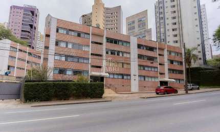 Apartamento com 4 quartos à venda na Rua Guilherme Pugsley, 946, Água Verde, Curitiba por R$ 670.000