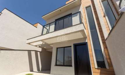 Casa com 3 quartos à venda na Rua Juarez Antônio Bittencourt, 20, Atuba, Curitiba por R$ 680.000