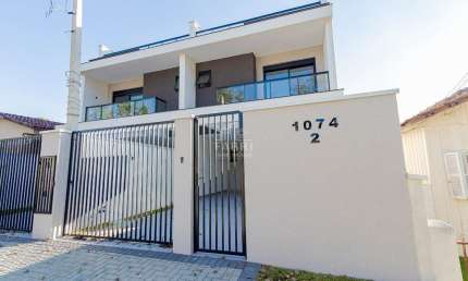 Casa com 3 quartos à venda na Rua Alexandre de Gusmão, 1074, Jardim Social, Curitiba por R$ 1.448.000