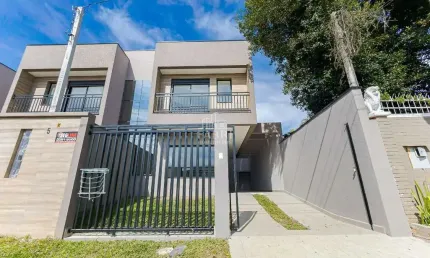 Casa com 3 quartos à venda na rua conde dos arcos, 1439, lindóia, curitiba por r$ 690.000