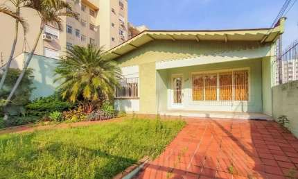 Casa à venda 3 Quartos, 1 Vaga, 301.28M², Operário, Novo Hamburgo - RS