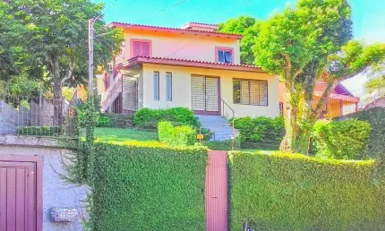 Casa à venda 4 Quartos, 1 Suite, 2 Vagas, 300M², Operário, Novo Hamburgo - RS