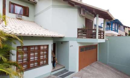 Casa à venda 4 Quartos, 1 Suite, 4 Vagas, 384M², Jardim Mauá, Novo Hamburgo - RS