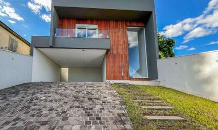 Casa à venda 3 Quartos, 3 Suites, 2 Vagas, Jardim Mauá, Novo Hamburgo - RS