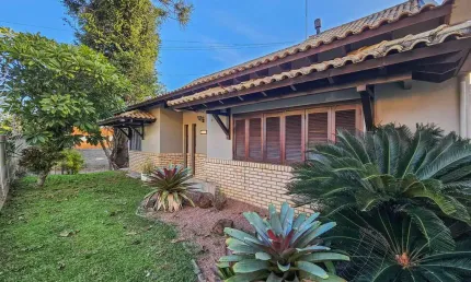 Casa para Locação 3 Quartos, 1 Suite, 2 Vagas, 795M², Vila Nova, Novo Hamburgo - RS