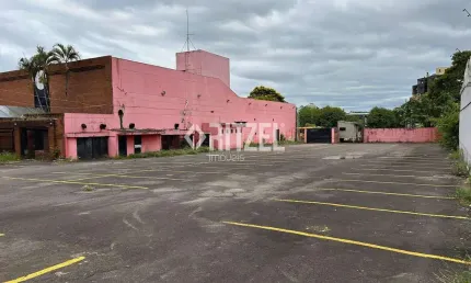 Prédio para locação na Avenida Pedro Adams Filho em frente ao Hipermercado Zaffari Bourbon