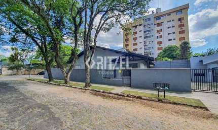 Casa comercial com 3 salas para alugar na Rua Oscar Emílio Muller, 80, Vila Nova, Novo Hamburgo
